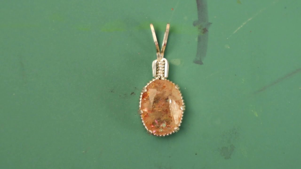 How to make the Bail on a Wire wrapped Jewelry pendant (Sunstone)