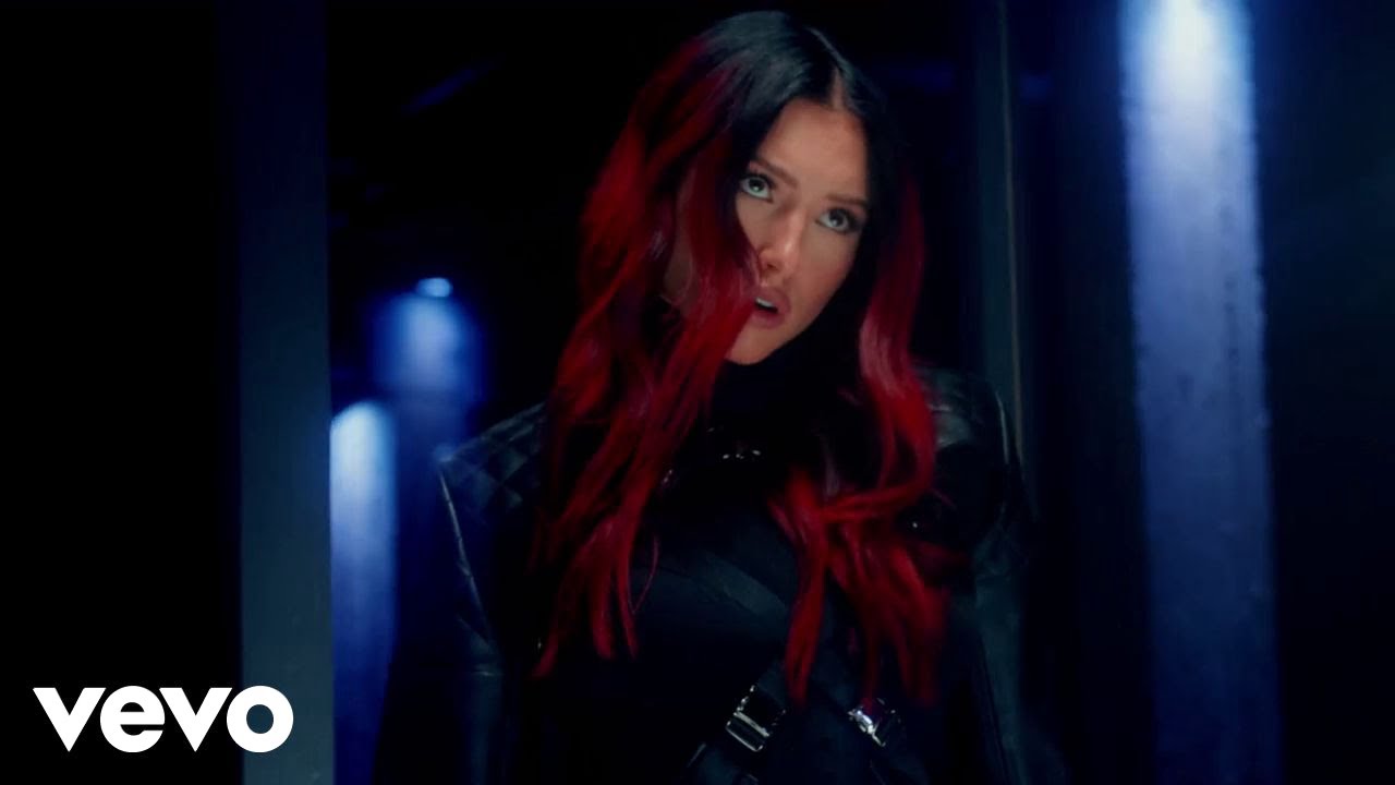 R&ecirc;ve - Still Dancing (Official Music Video)