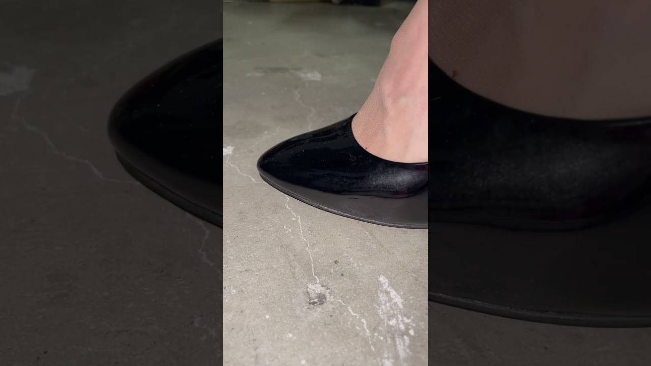Crush in black heels reload 👠🪳