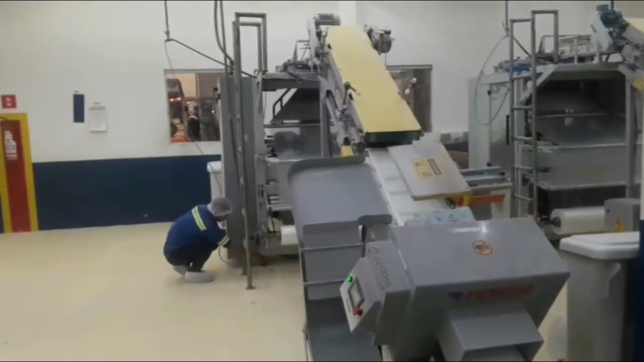 mostrando o empacotamento de açúcar