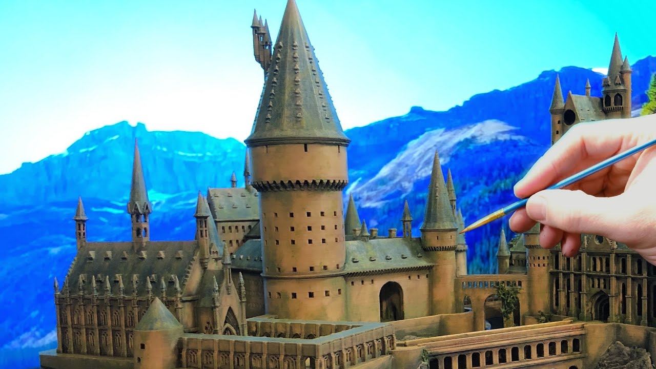 The BEST Hogwarts Diorama?