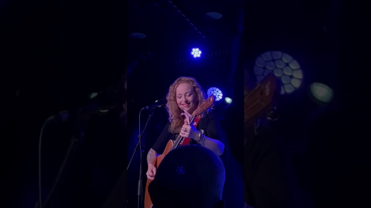 Anneke van Giersbergen - I Want to Know What Love Is (Foreigner) 8.5.2025 at A38, Budapest