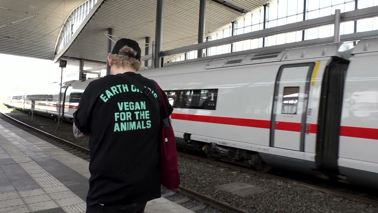 Zugsichtungen und  Baueindrücke von Duisburg Hbf vom 3.5.2025