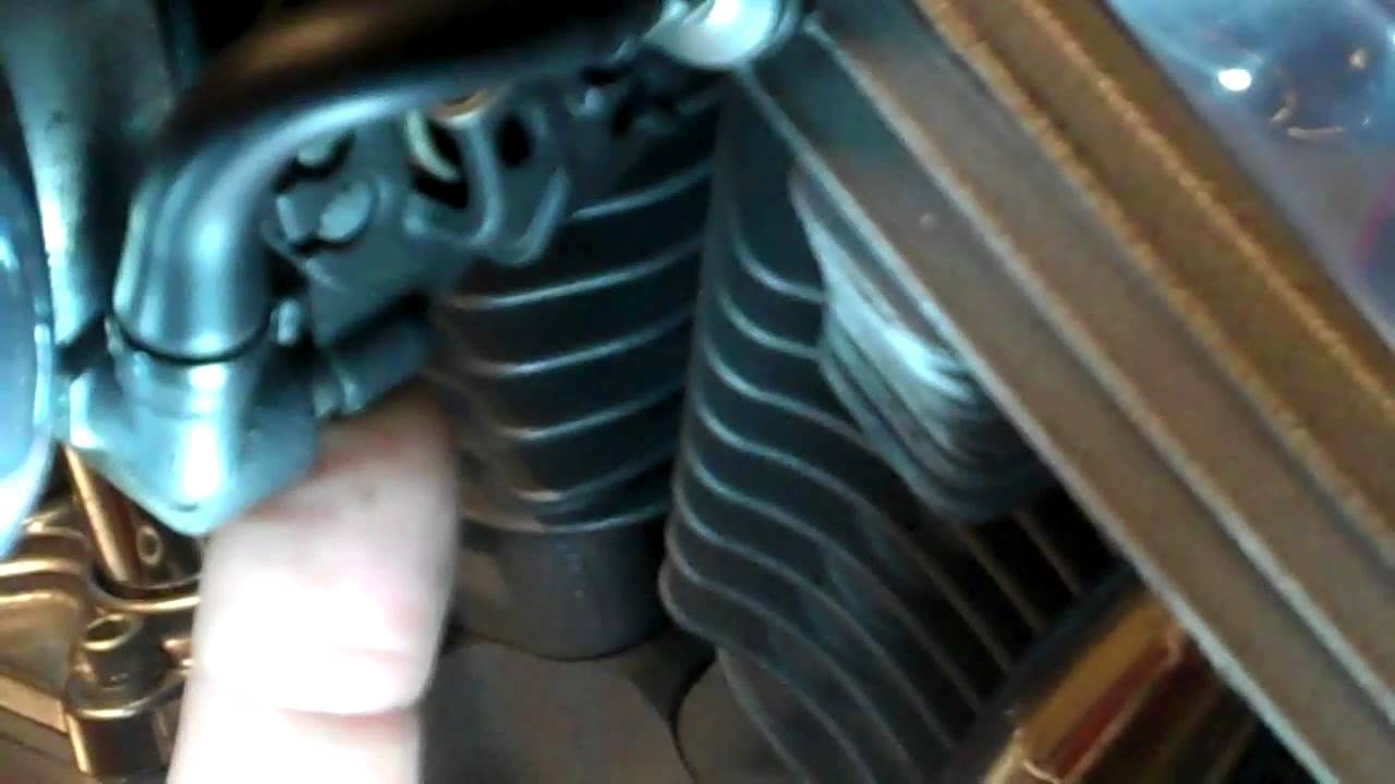 Delboy's Garage, Harley Sportster Throttle Cable Adjustment.