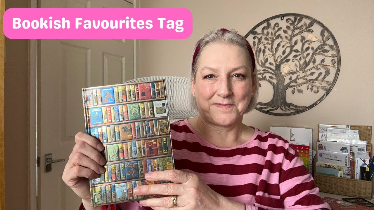 Bookish Favourites Tag 2025 : Fave genres, authors, series & more!