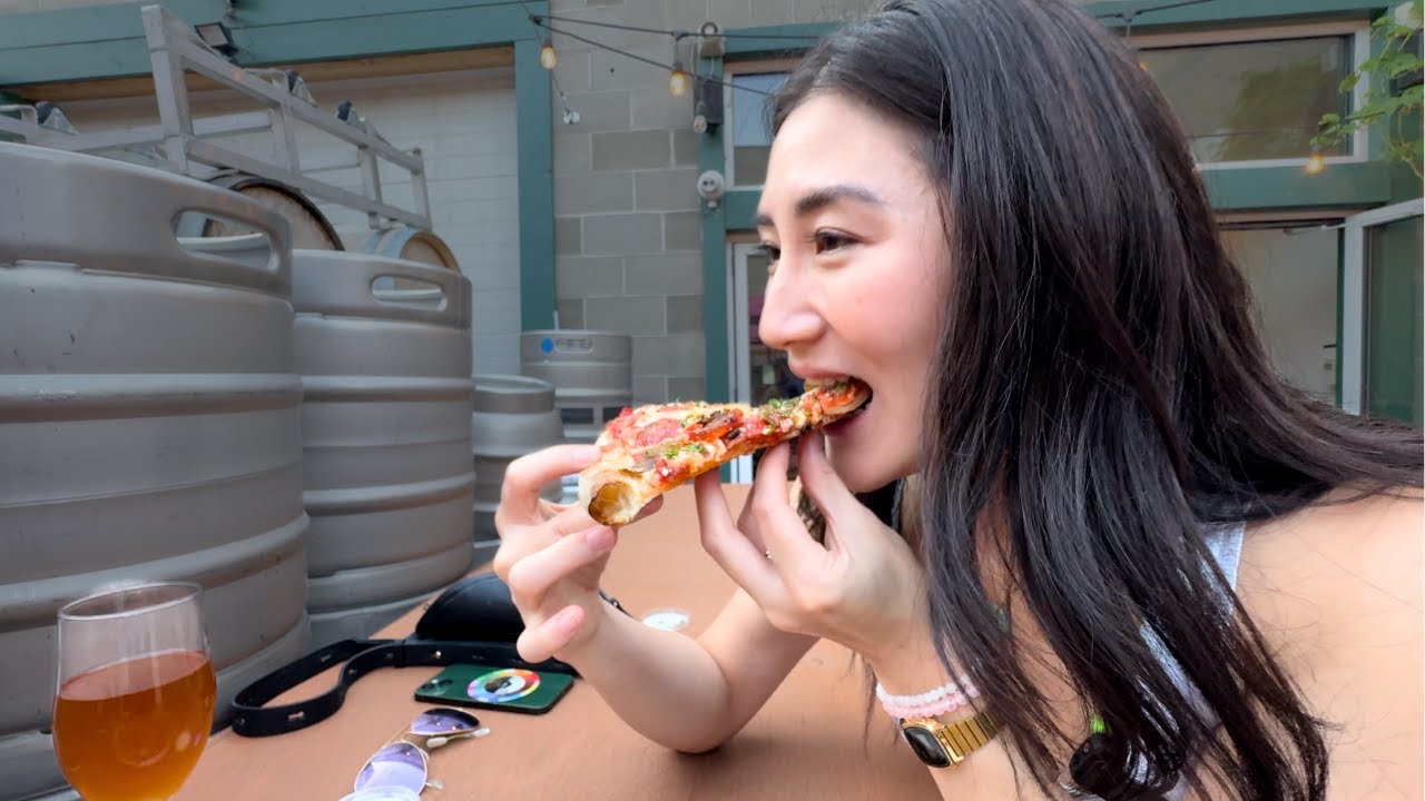 The BEST PIZZA in Kelowna, BC – Food Tour