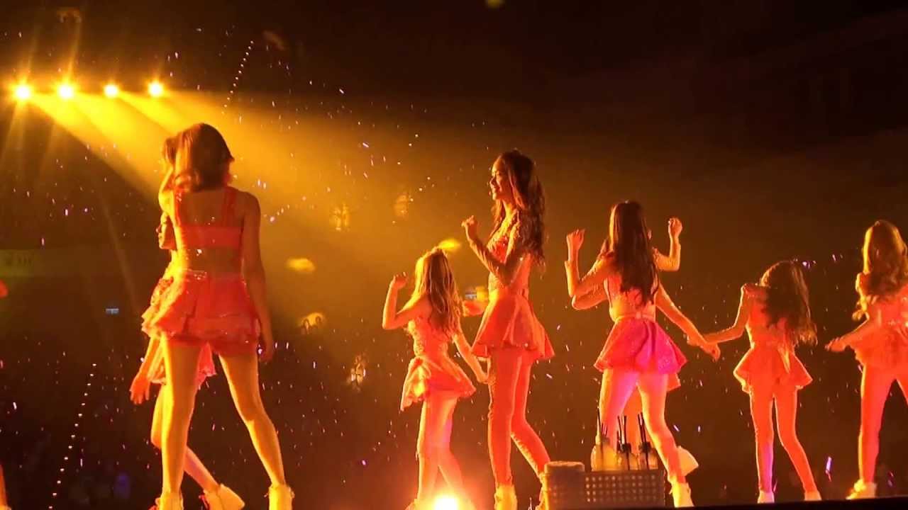 [Fancam]130720snsd Girls & Peace in Taiwan -  Dancing Queen SUNNY&YOONA Dance