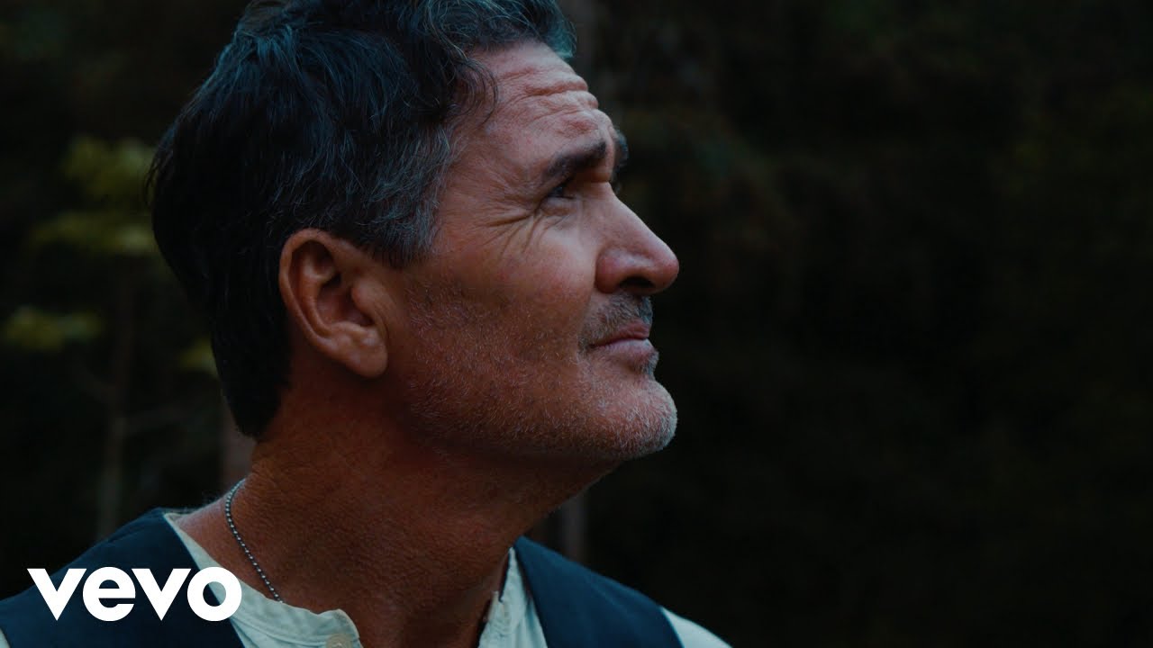 Luke O'Shea - Hey Jumbulla (The Ghost Of Mickey Brennan) [Official Music Video]