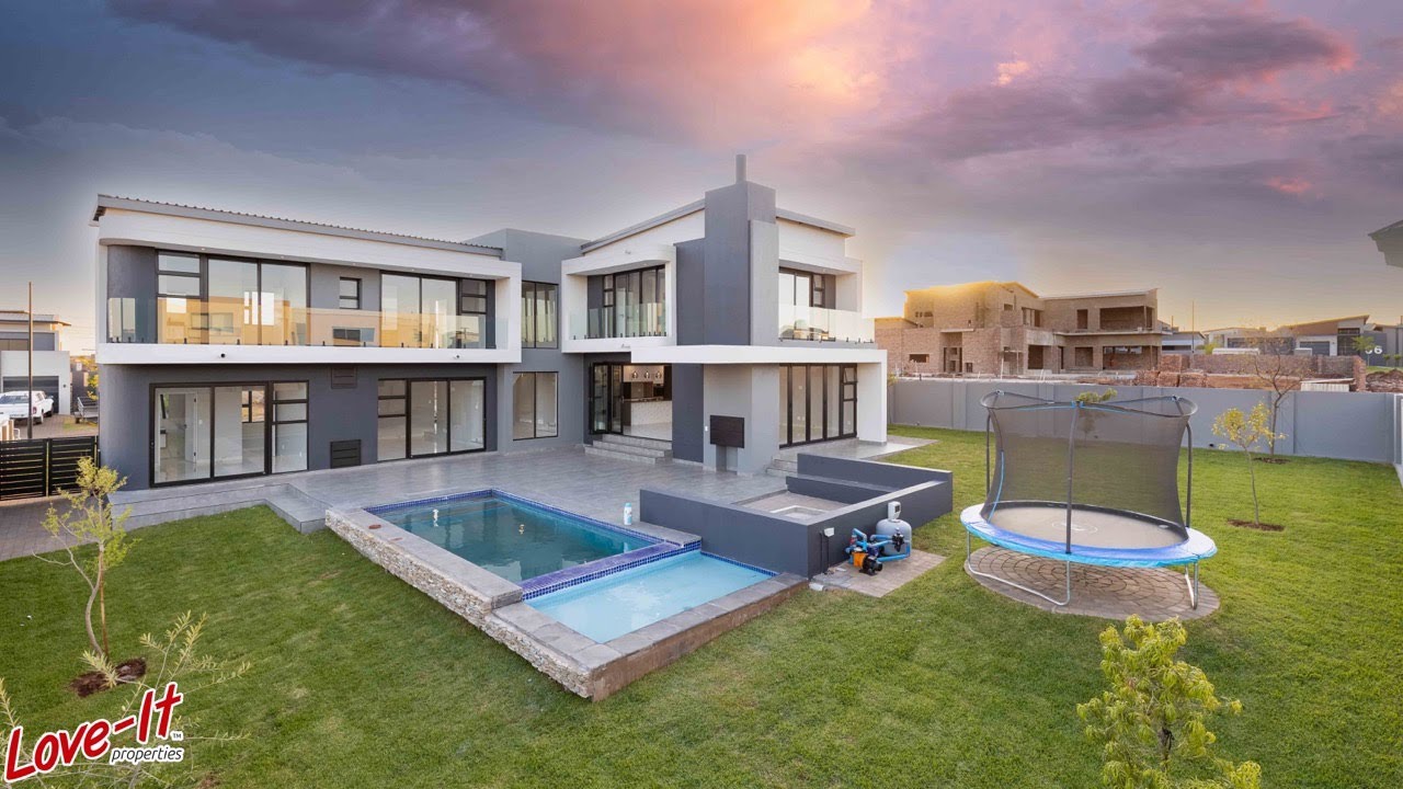 Experience the Height of Modern Luxury