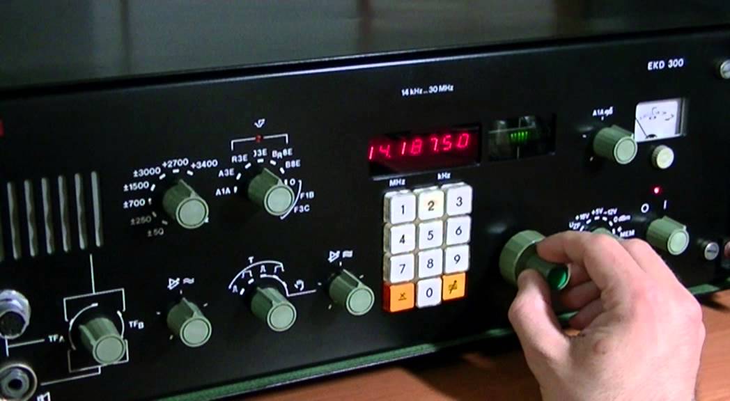 Odbiornik radiowy EKD-300 / EKD-300 receiver and G5RV antenna.