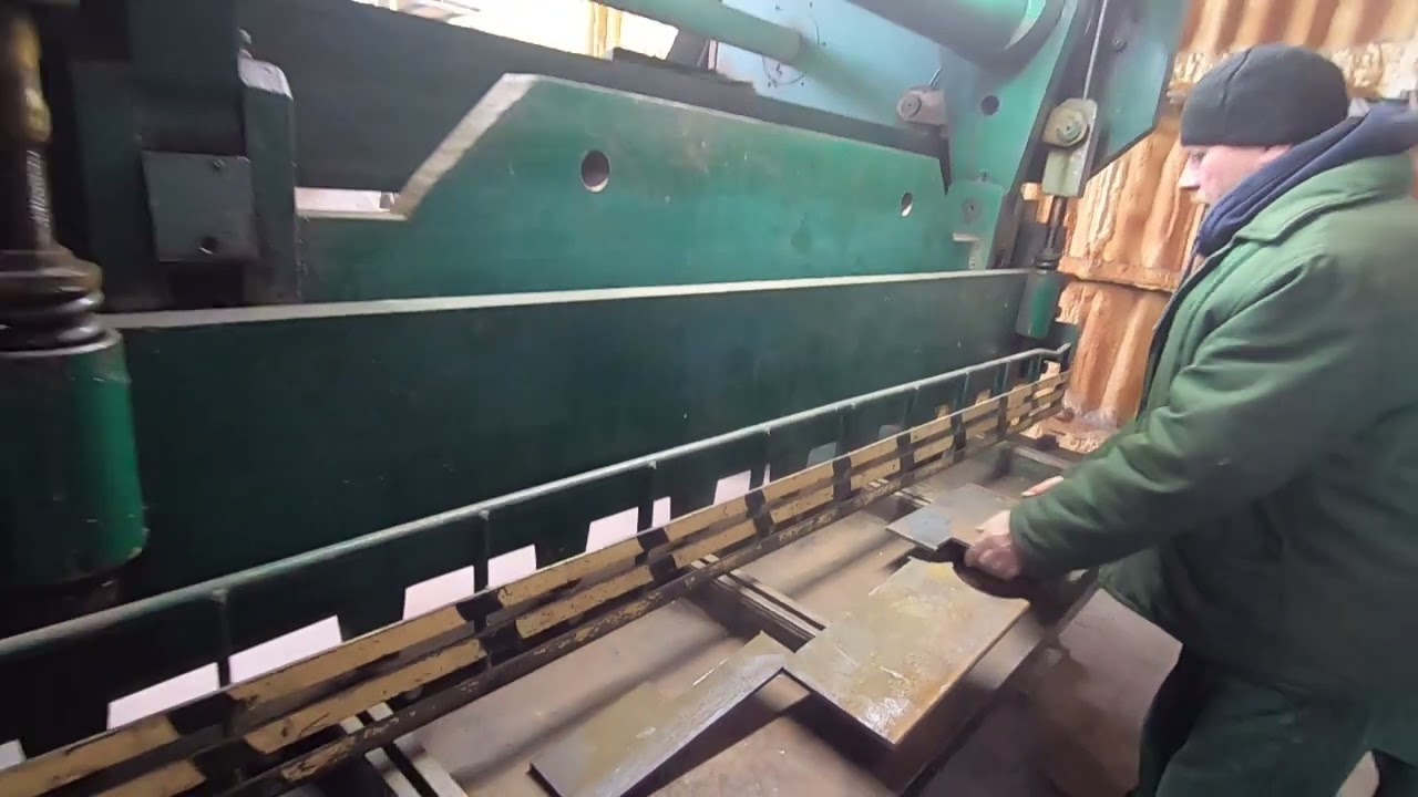 Продам гильотинні ножиці кривошипні листові з похилим ножем Н-478 (16х2000мм)