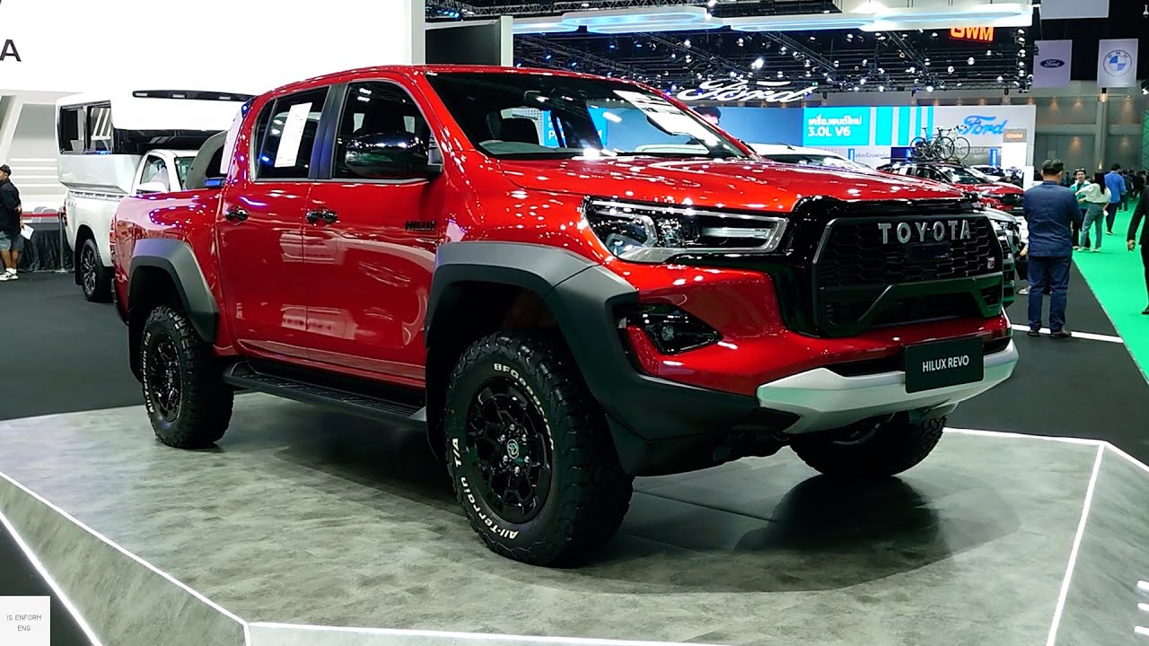 2025 Toyota Hilux GR Sport 2.8L 4X4 / In-Depth Walkaround Exterior & Interior