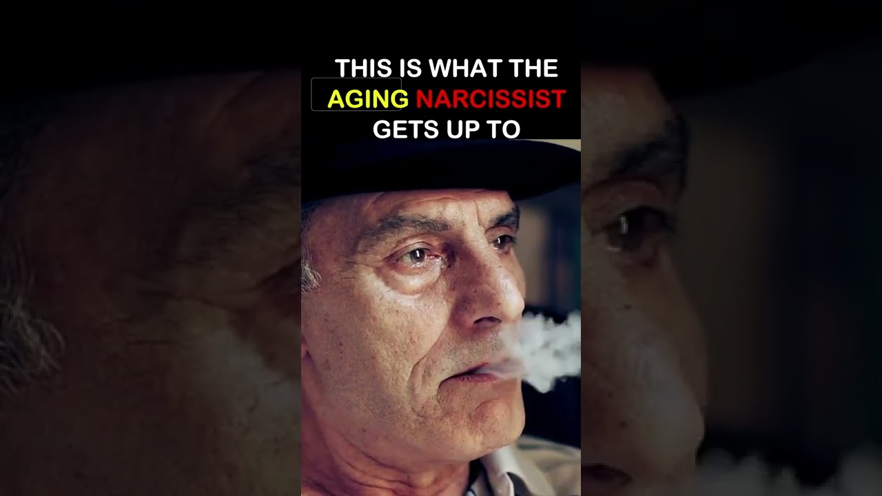 Вот чем занимается стареющий нарцисс👴👵