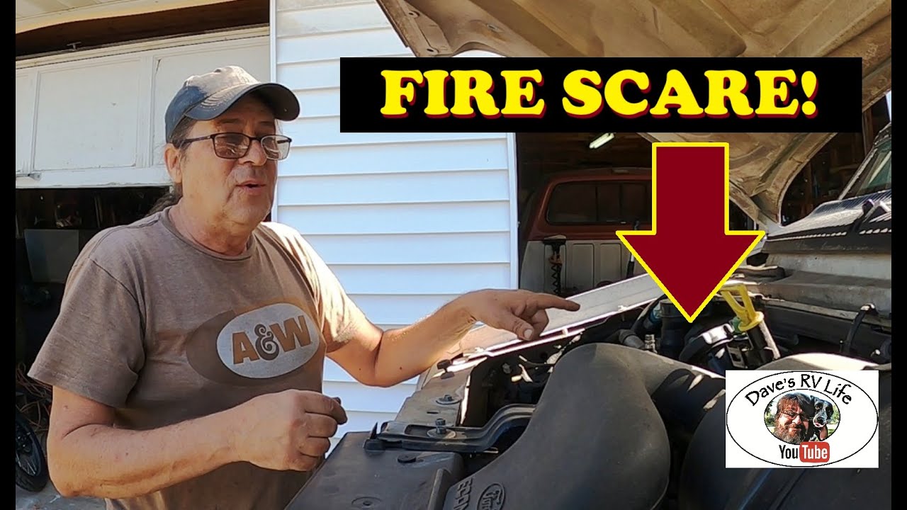 Fire Avoided In My Campervan! - Always Keep A Fire Extingquisher Handy!  Moment of Panic