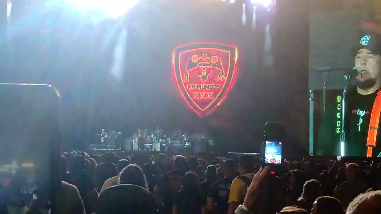 Raimundos - I Saw You Saying (That You Say That You Saw) em São Paulo 25out2025