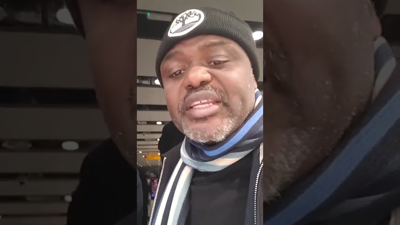 Доктор Абель Дамина живет в Лондоне.