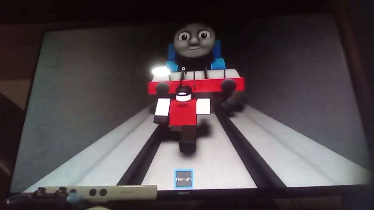 Thomas.EXE actualizacion de navidad (the tunnel - roblox)
