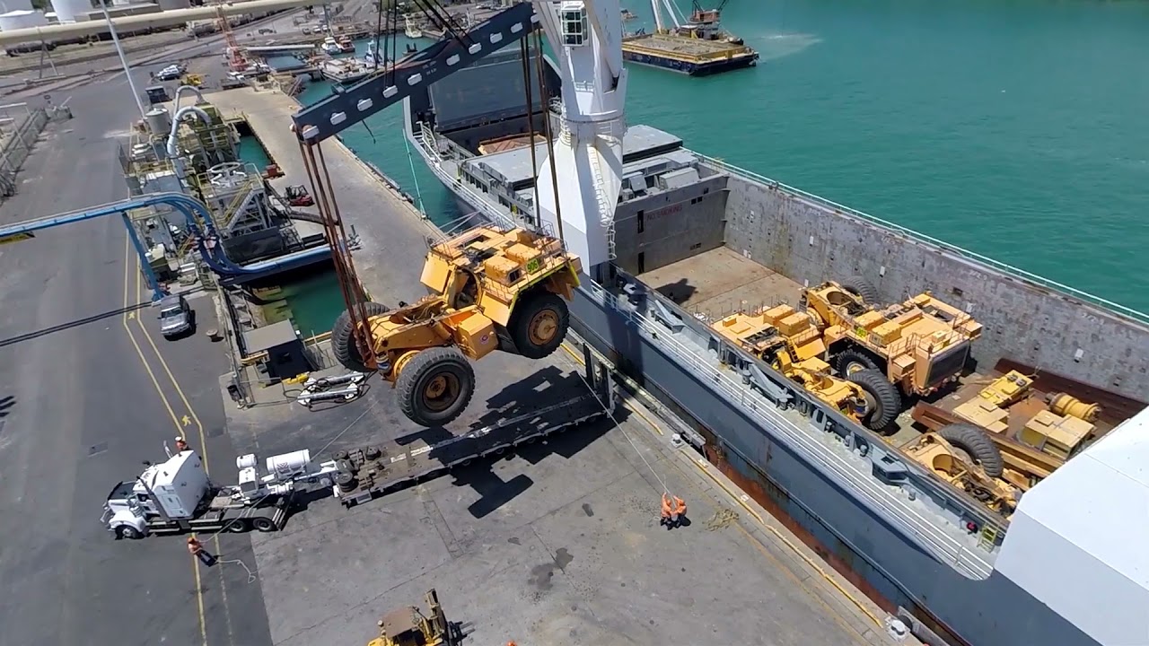 Loading of Break Bulk Cargo on Berth 4