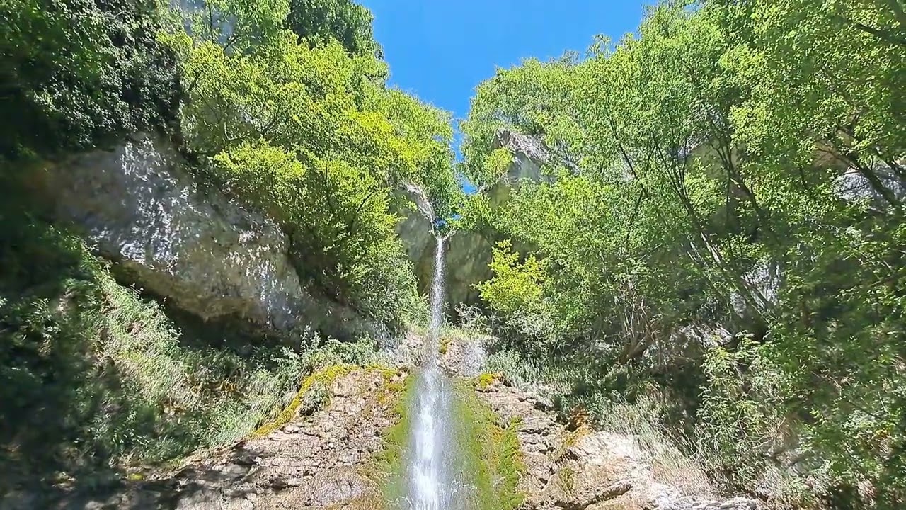 LA CASCATA SAN GIOVANNI - ABRUZZO