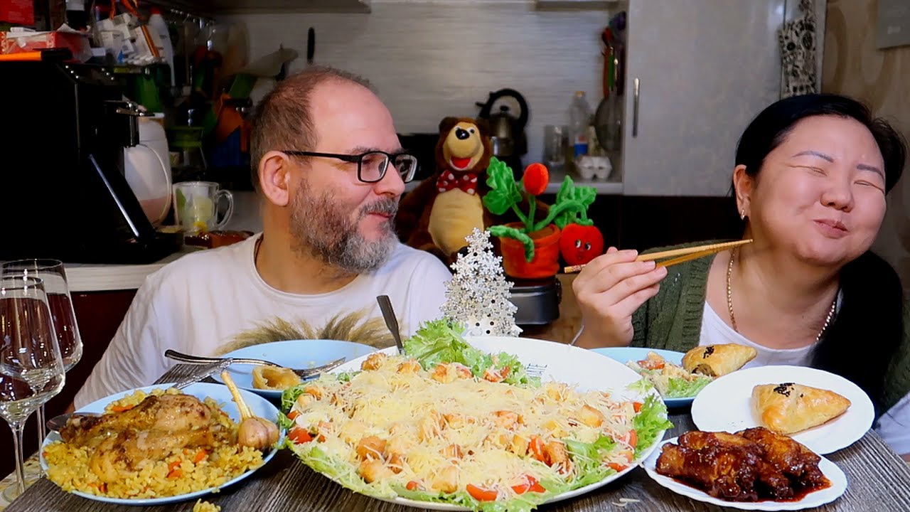 Мукбанг Салат Цезарь / Виртуальный ресторан шеф-повара Ольга Ким / Mukbang Caesar Salad