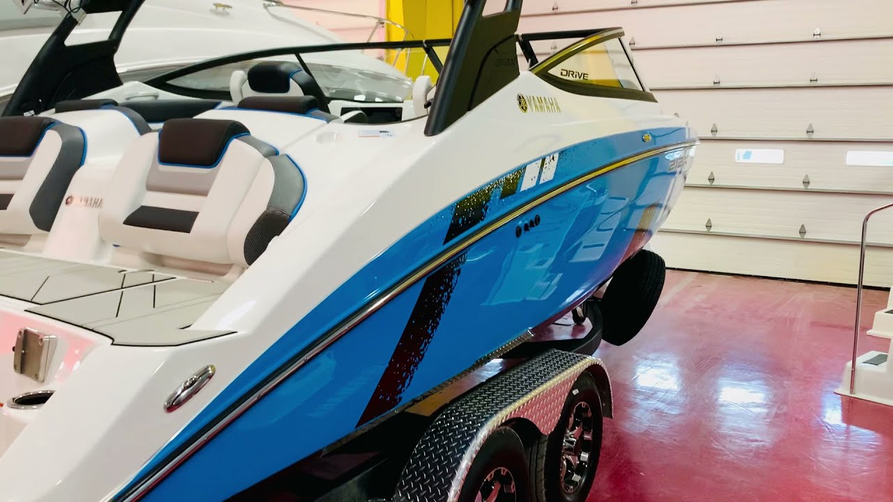 2021 Yamaha 212XD Surf Series Video Walkthrough @ FPM
