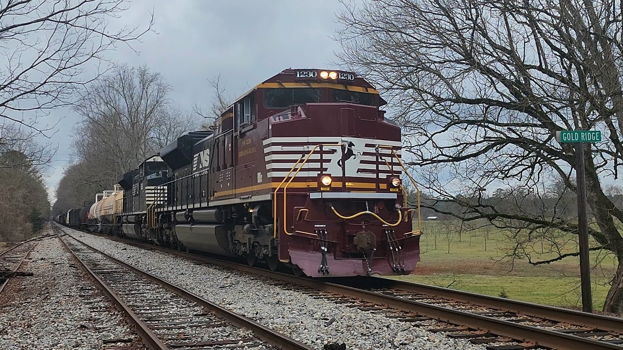 Eastbound NS 378 Through Gold Ridge, Al With NS 1230 Birmingham OCS Scheme Leading