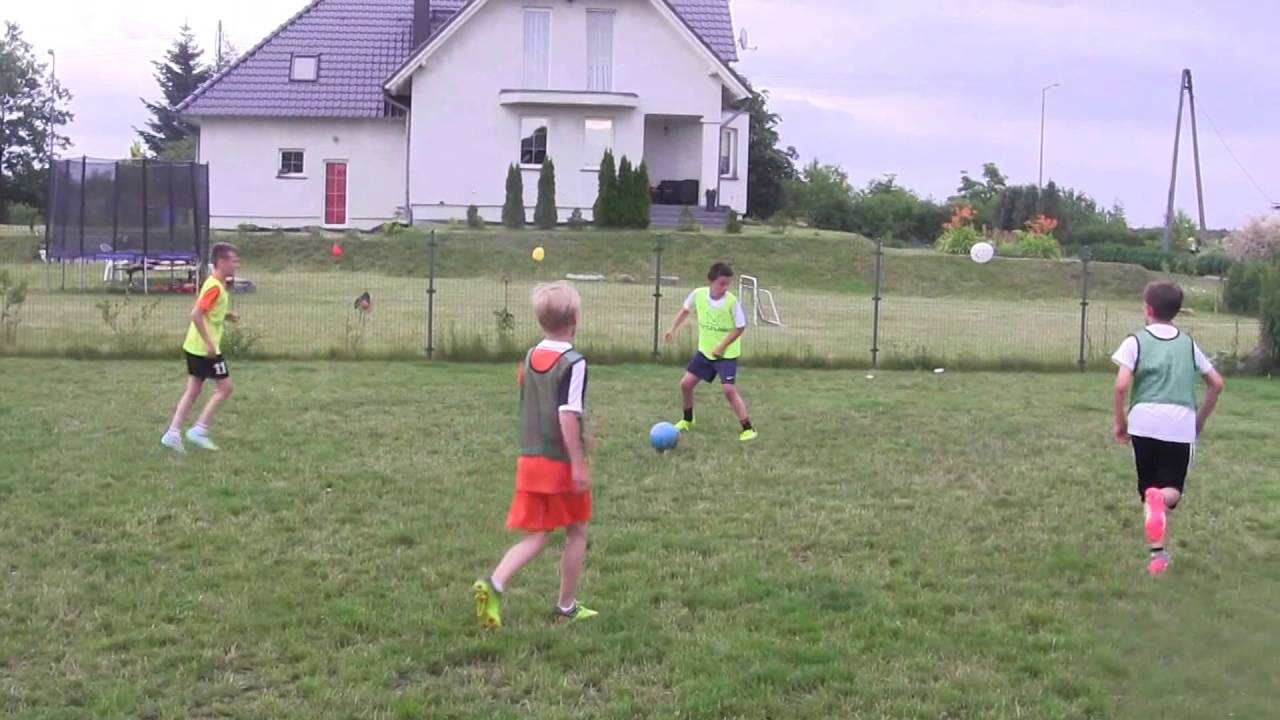 CZ16-Urodzinowy Turniej Gutek Cup-Kruszyn Arena 27.06.16-Seledynowi vs Zieloni II poł