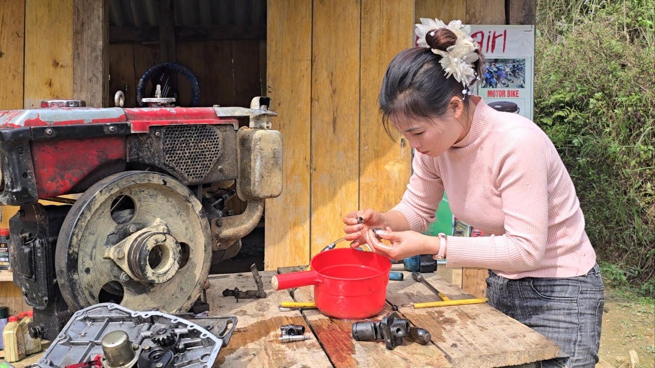 The genius girl specializes in repairing large engines That brought Bi a lot of joy