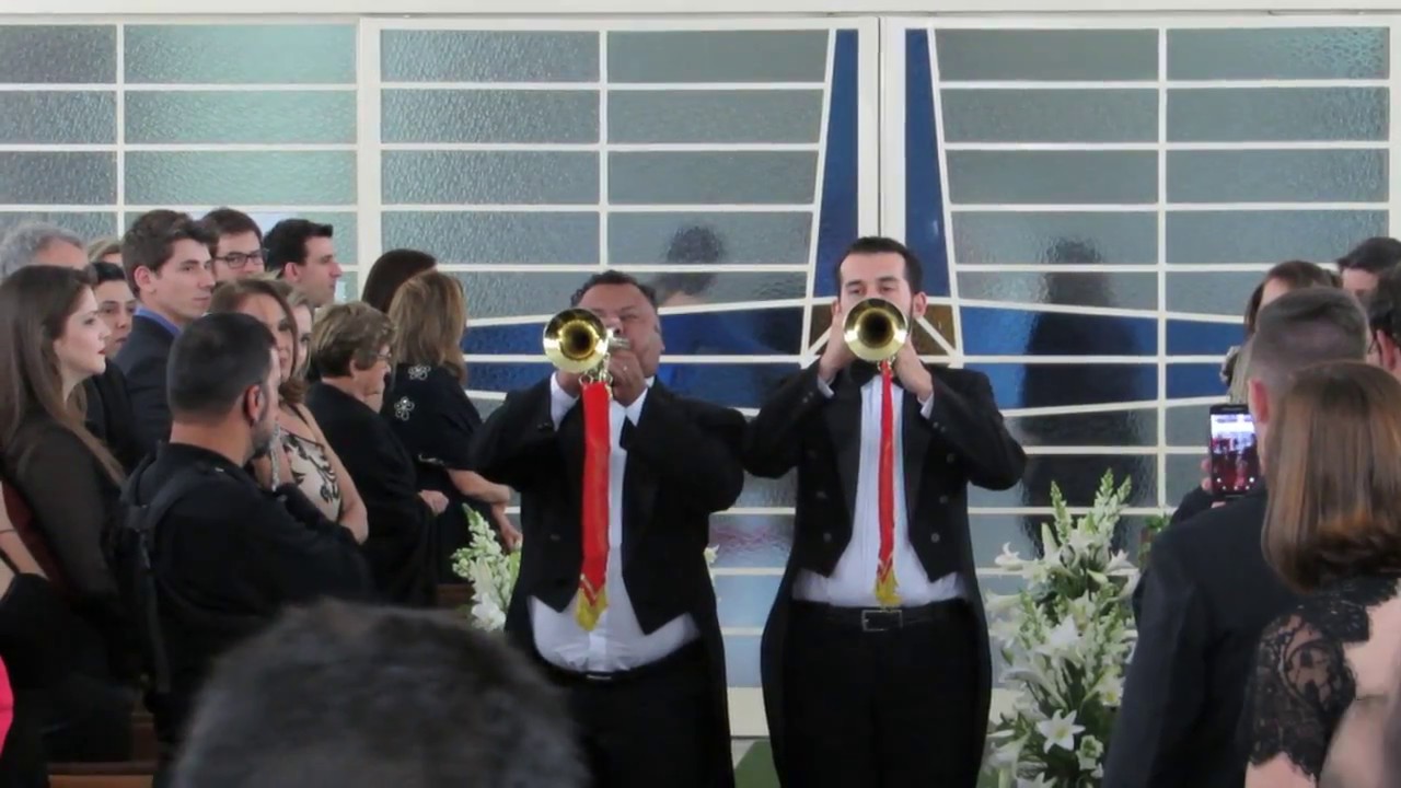 Entrada da noiva triunfal!!!