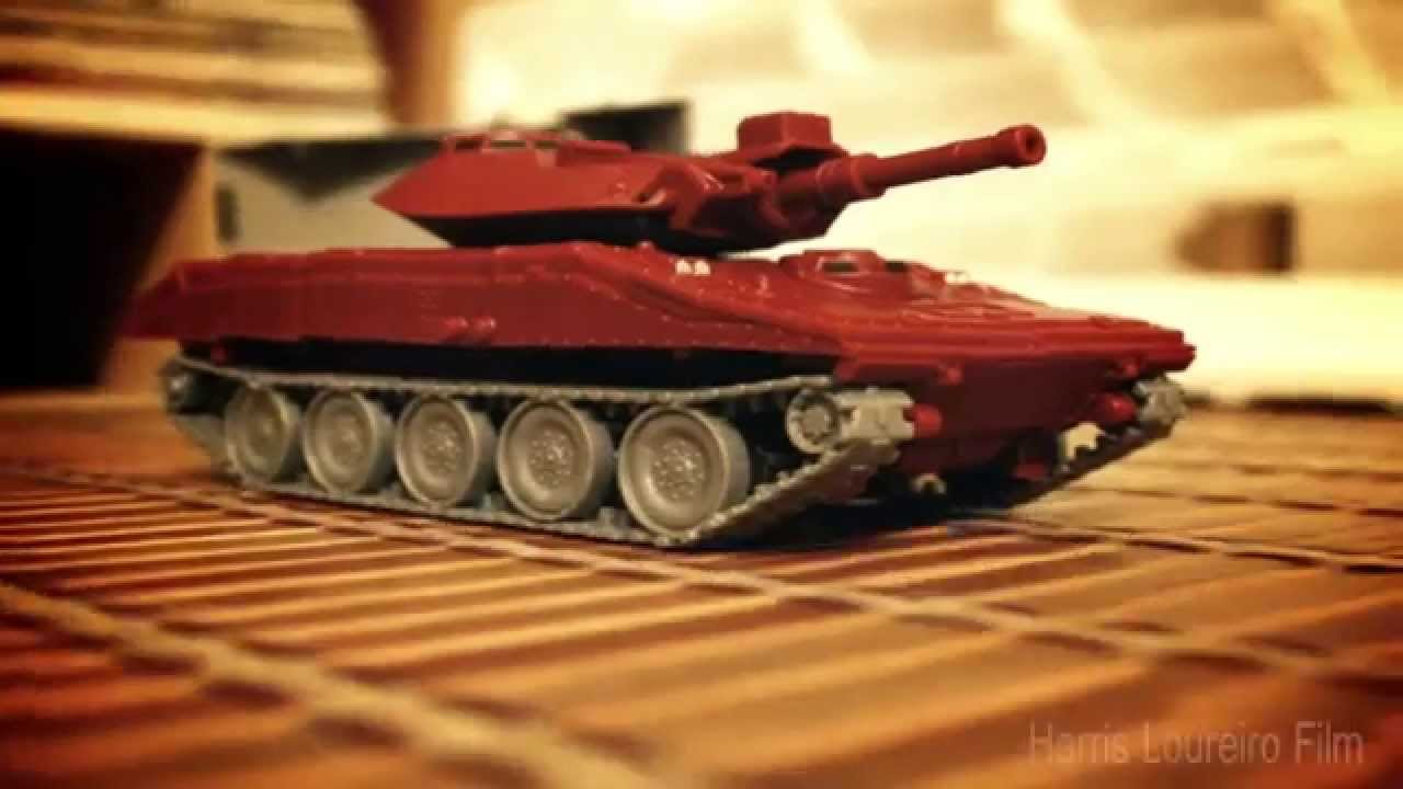 Transformers Warpath vs Astrotrain Stop Motion