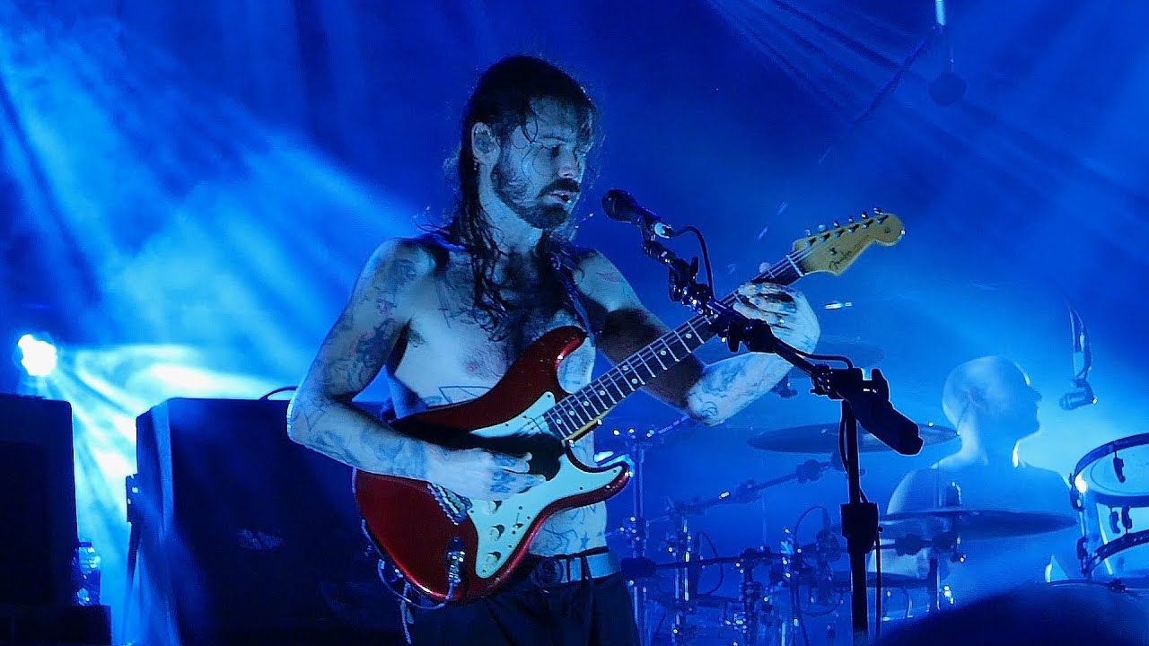 Biffy Clyro - Wave Upon Wave Upon Wave - live 2016 (good quality)