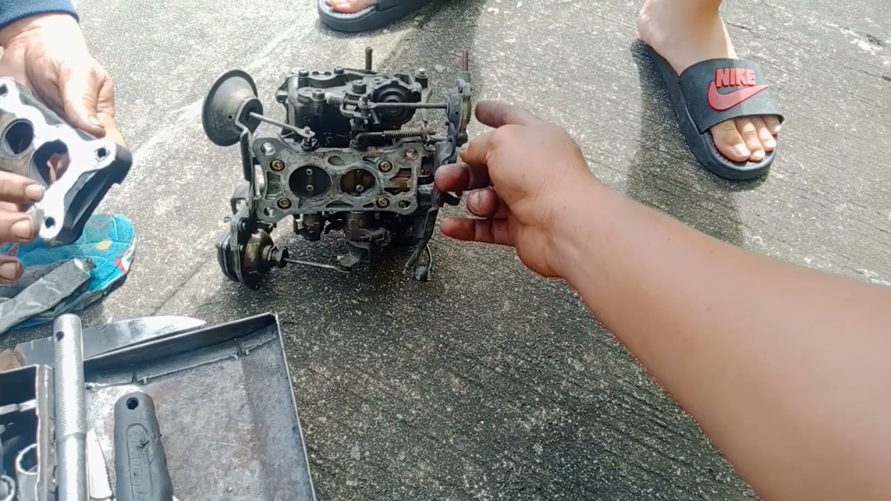 HONDA CIVIC REPLACING CARBURETOR ASSEMBLE