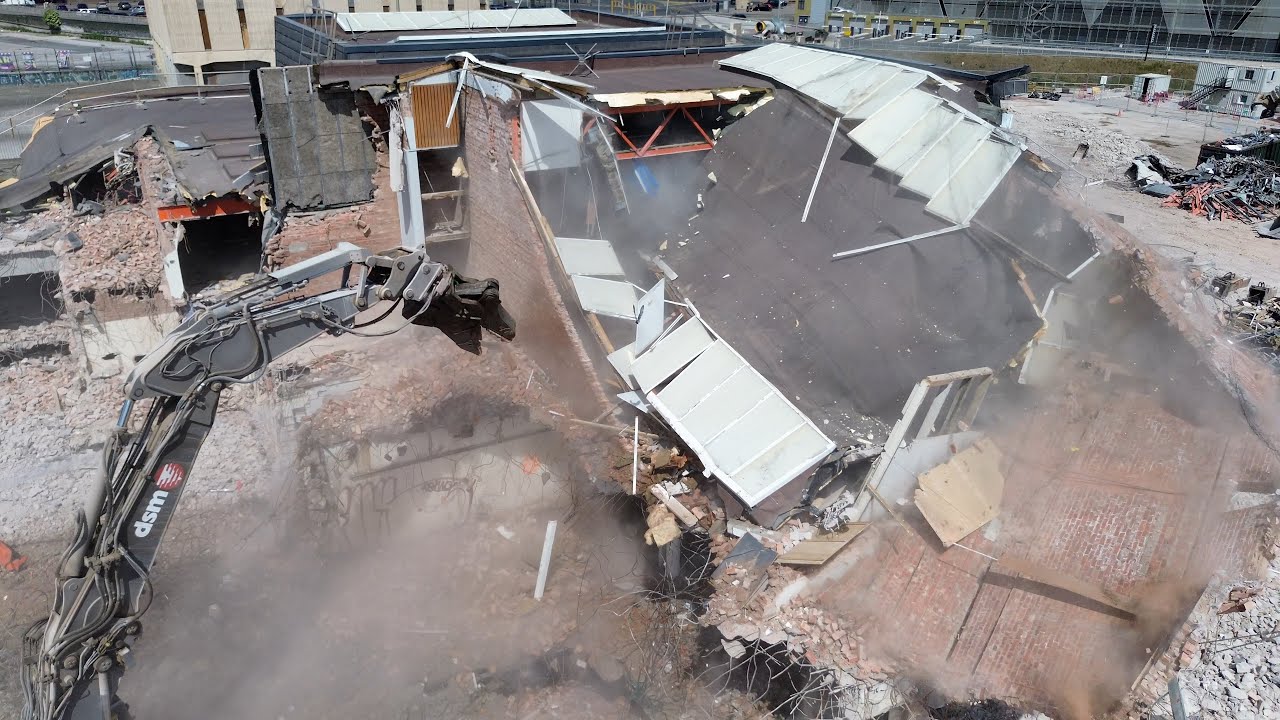 One EPIC Collapse at Blackpool Courts Demolition 💥 👏