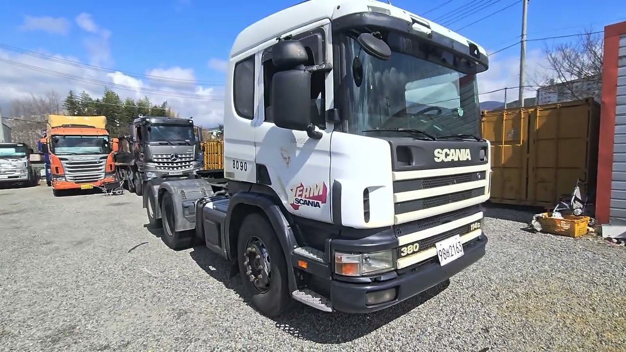 Scania p114.DC1104.6X2.2001y