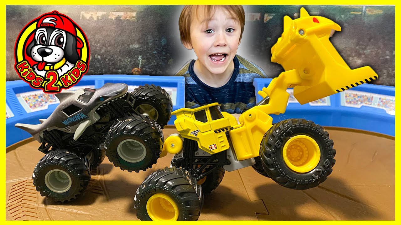 Monster Jam Construction Trucks - Dirt Squad 2 the Rescue @ Monster Dirt Arena (AVENGER & MEGALODON)