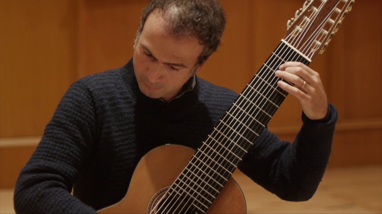 Nicol&ograve; Spera, 10-string guitar: J.S. Bach, Ciaccona BWV 1004