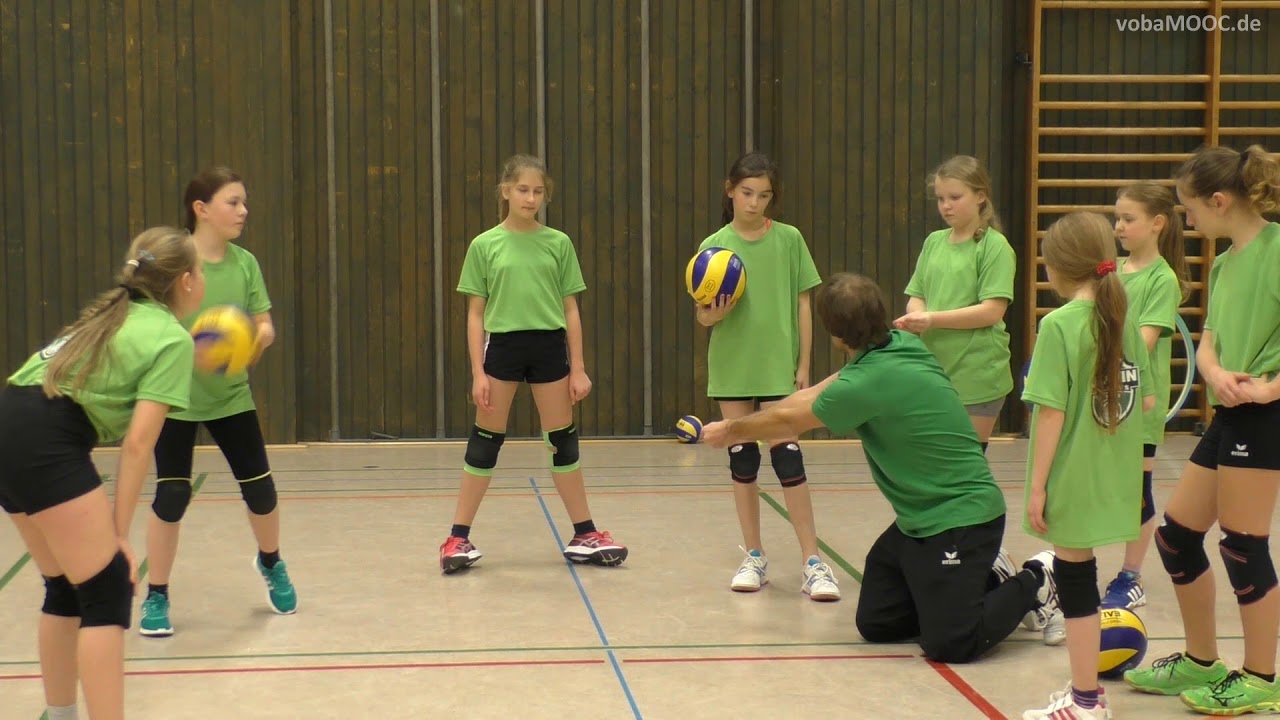 Verschiedene Übungsformen zur Verbesserung des unteren Zuspiels (Bagger) - proWIN Volleys TV Holz
