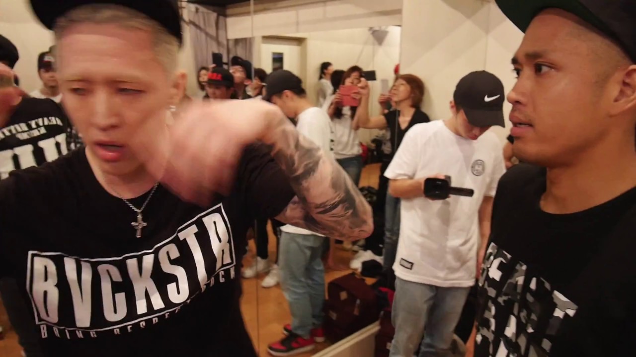 TRIGGERZ aka BoiStryker vs TRIX aka TightEyex X  0610 2017