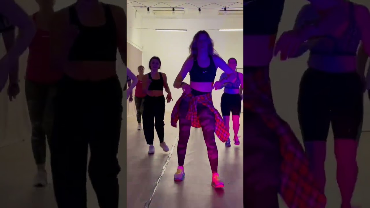 Latin dance / salsaton 🇺🇦#zumba #dance