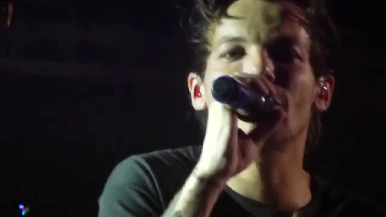 One Direction - Best Song Ever Live HD | OTRA Sheffield 29.10.15