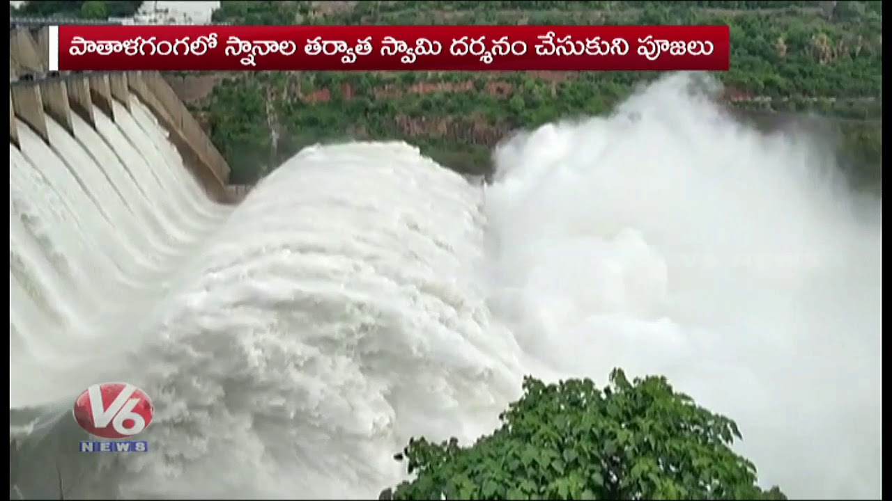 Srisailam Project Brims With Flood Water | V6 Telugu News