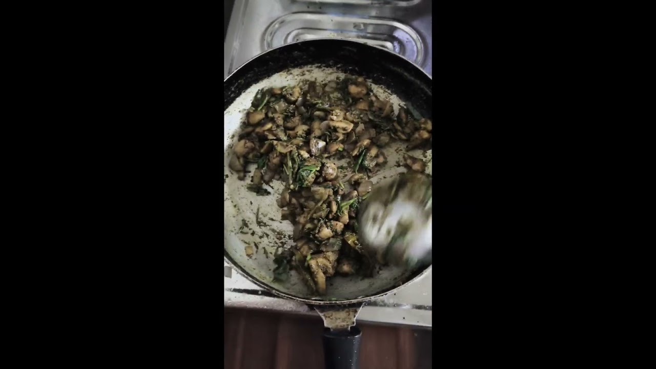 Mushroom pepper drypreparation video#viralvideo#mushroomrecipe#trendingshorts#trendingreels#mushroom