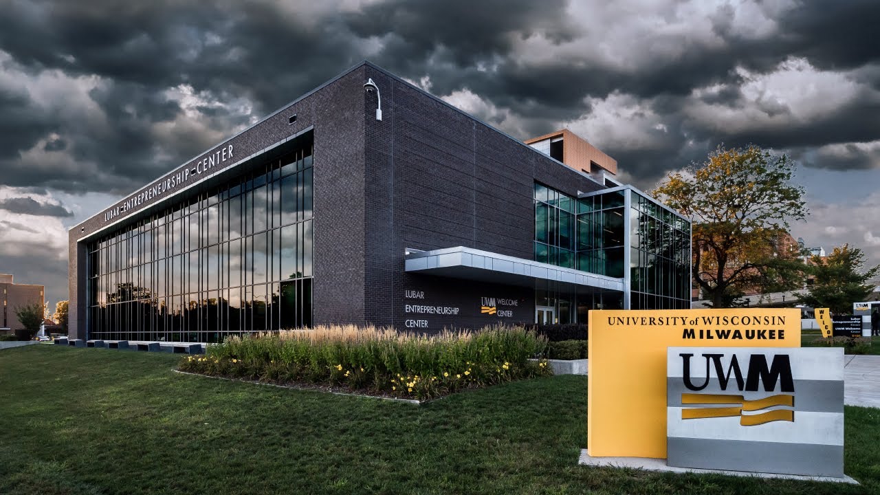 UWM || University of Wisconsin Milwaukee. #uwm #wisconsin #usa #abroad  #education