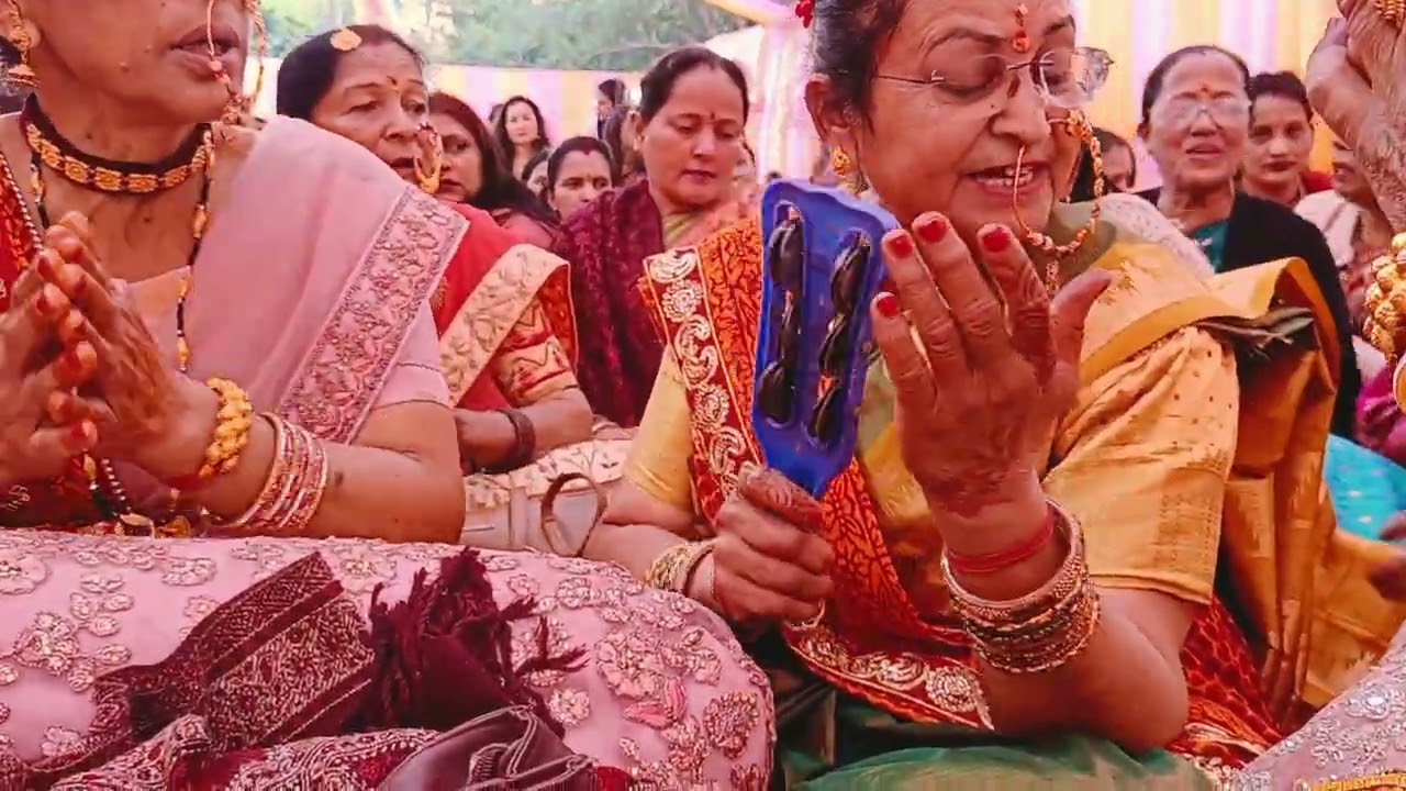 🌹जीवन में बन्ना तेरा साथ रहे,हाथों मैं तेरा मेरा हाथ रहे#,😊🌹🙏
