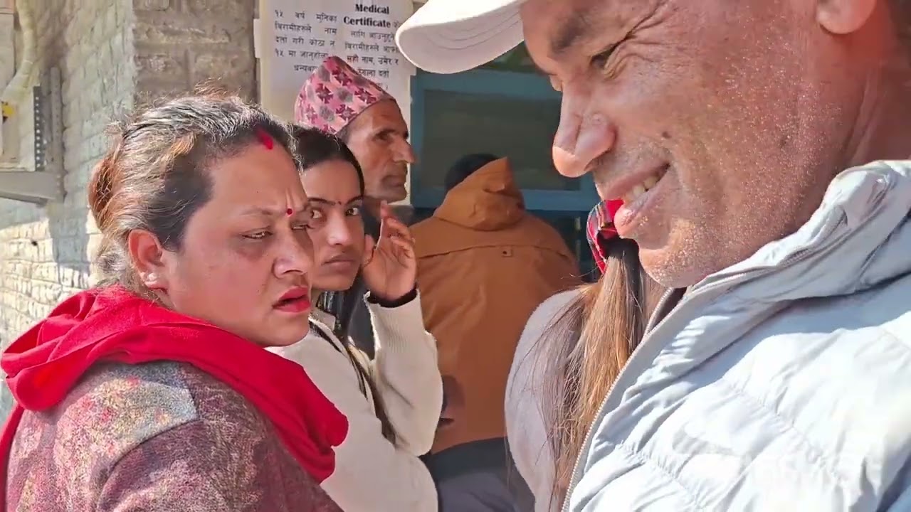 Aakha jhachaouna gako layan lagda lagda haieran