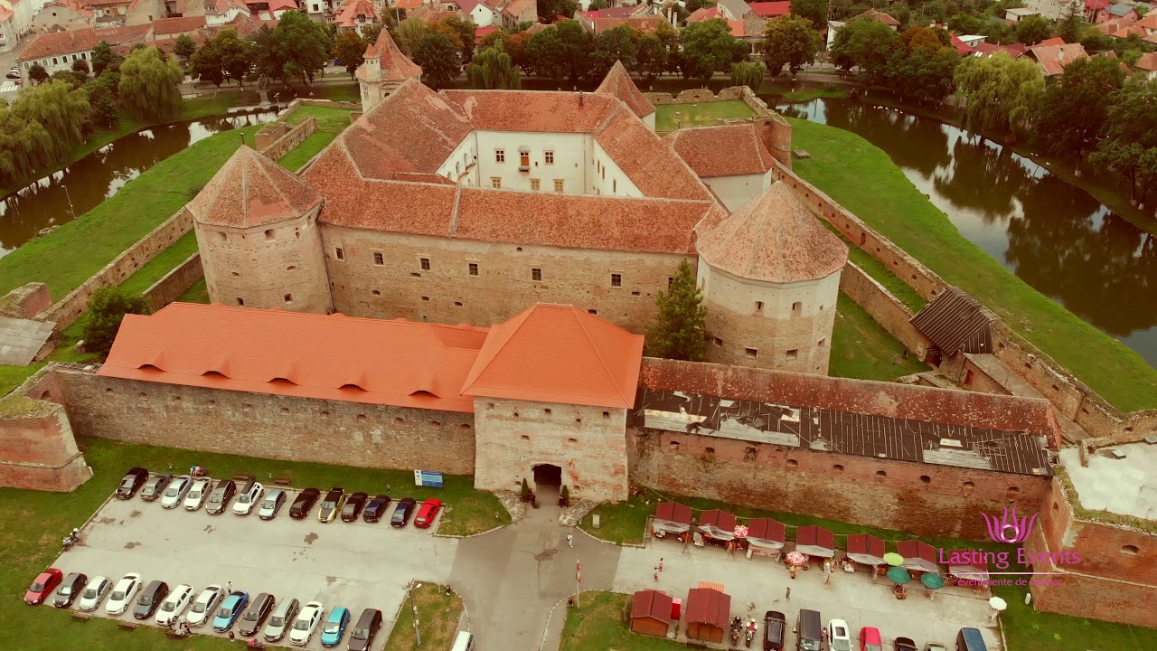 CETATEA FAGARASULUI, FILMARE 4K DIN DRONA, FAGARAS, ROMANIA, CASTELUL FAGARAS