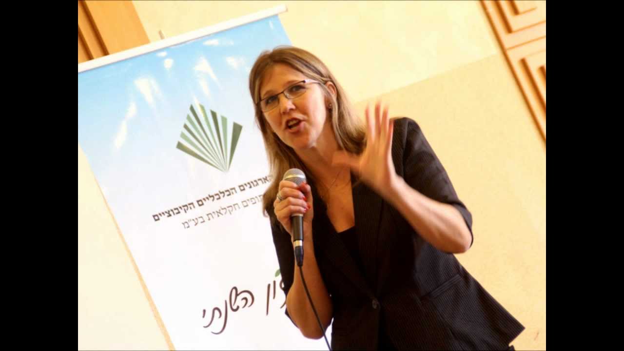 ד