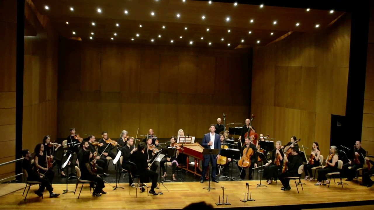 6) VIVALDÍSIMO, Orq.Filarmónica de G.C. Solista: Marcos García Vaquero.