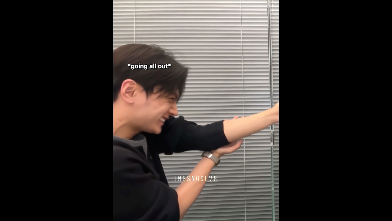 stand tf up jayyy 😭✋ #jaywon #jay #jungwon #enhypen #kpop