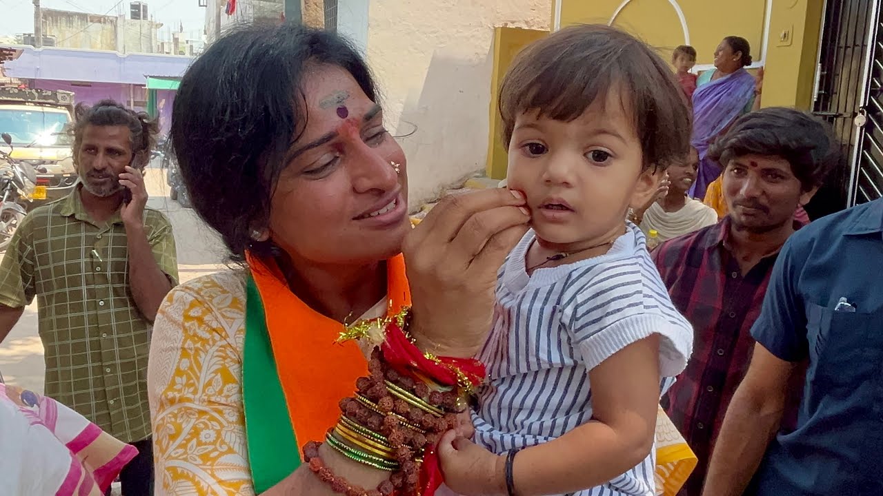 BJP MP Madhavi Latha Door to Door Parliament Campaign at Old City Hyderabad |Madhavi Latha Padayatra